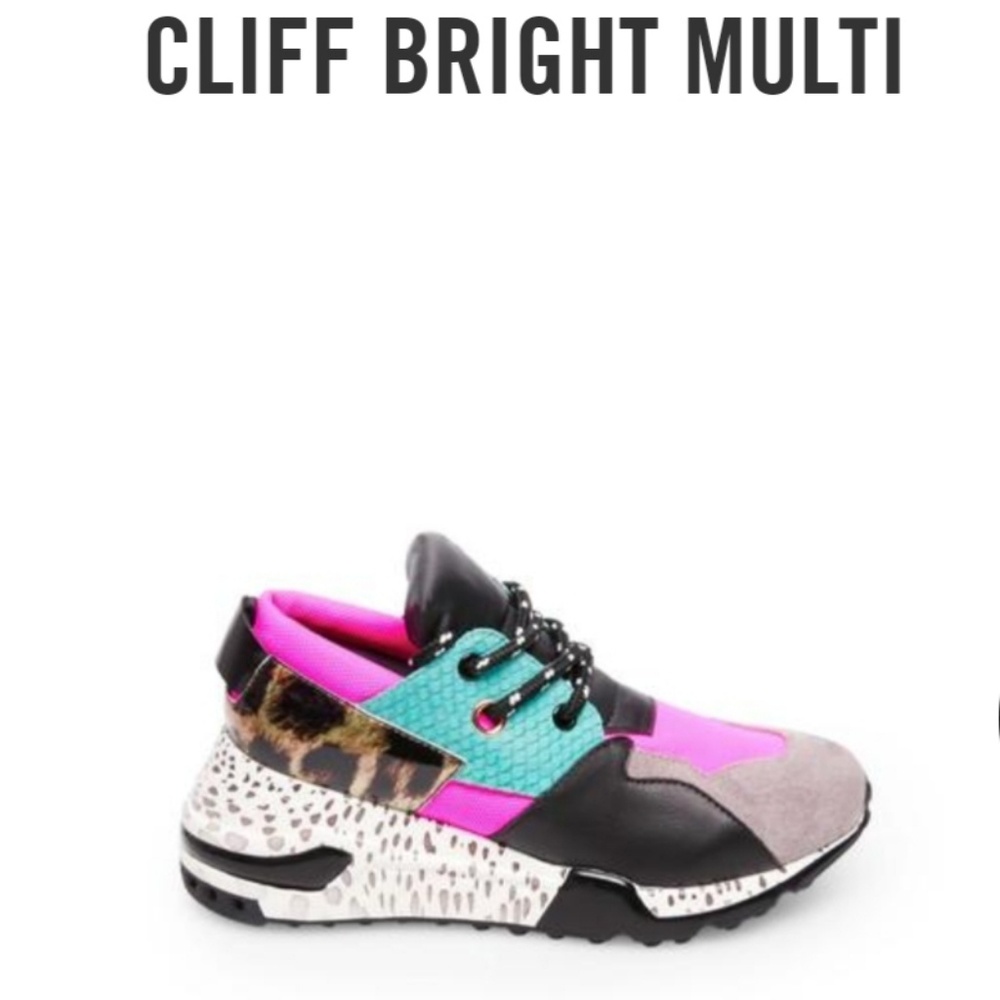 Steve Madden cliff